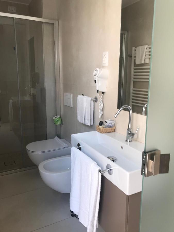 ריצ'יונה Hotel Villa Hermosa מראה חיצוני תמונה