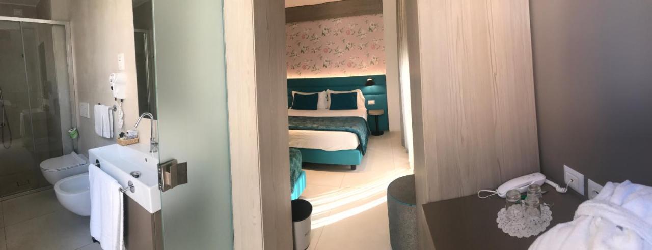 ריצ'יונה Hotel Villa Hermosa מראה חיצוני תמונה
