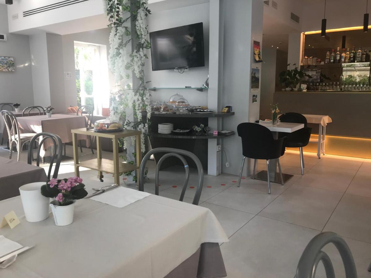 ריצ'יונה Hotel Villa Hermosa מראה חיצוני תמונה