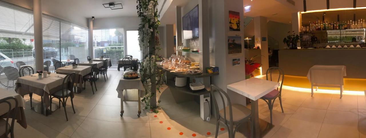 ריצ'יונה Hotel Villa Hermosa מראה חיצוני תמונה