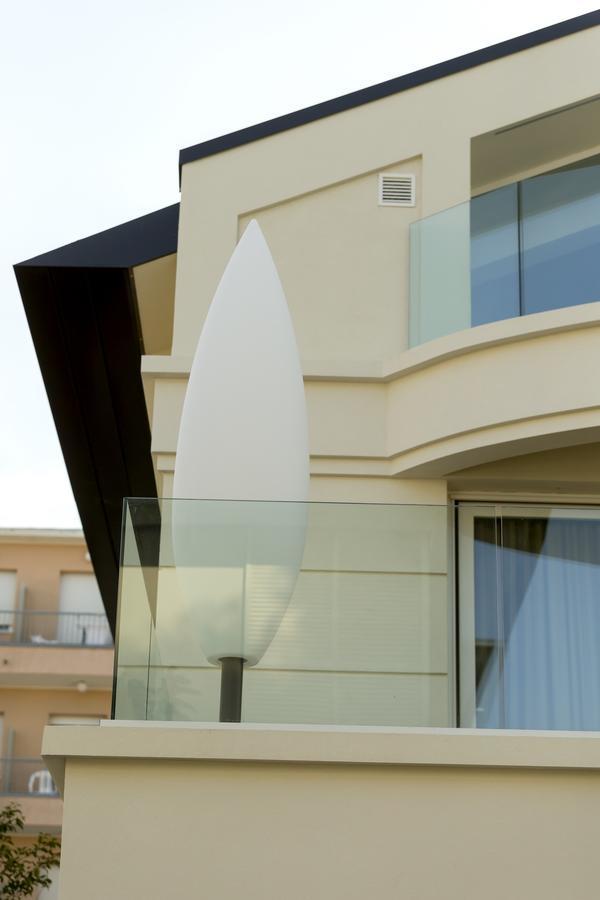 ריצ'יונה Hotel Villa Hermosa מראה חיצוני תמונה