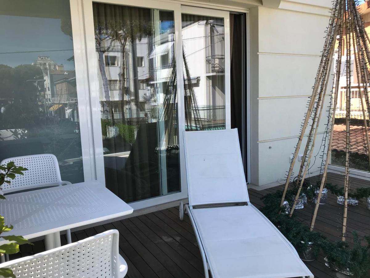 ריצ'יונה Hotel Villa Hermosa מראה חיצוני תמונה